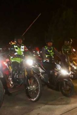 Polres Lampung Tengah Gelar Apel dan Patroli Pengamanan Malam Takbir Idulfitri 1447 H