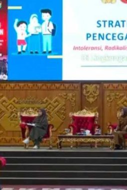 Cegah Radikalisme Sejak Dini, Densus 88 dan Disdikbud Provinsi Lampung Gelar Sosialisasi Wawasan Kebangsaan. ‎